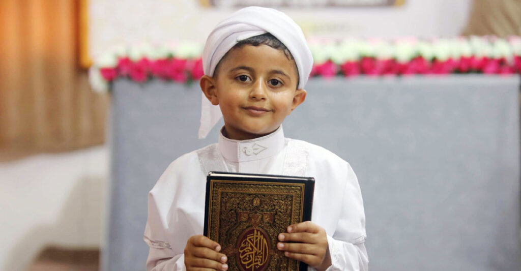 ৮ মাসে কোরআন হিফজ করল ৭ বছরের শিশু ৮ মাসে কোরআন হিফজ করল ৭ বছরের শিশু